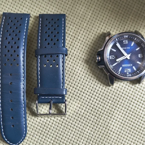 Citizen Eco-Drive Blue Dial Men's Watch - Picture 4 of 6